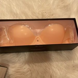 Invisible shaping uplift size C nude Victoria secret bra brand new
